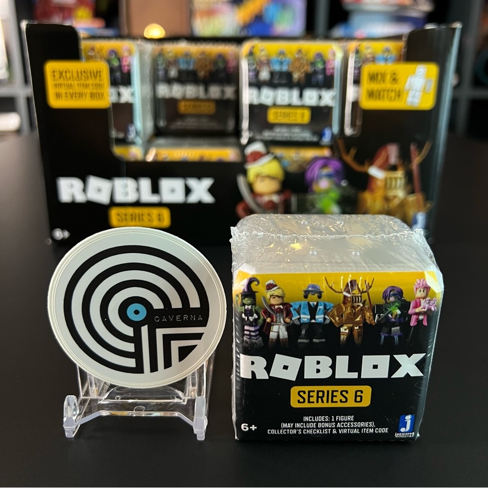 Roblox series 6 Mystery blind boxes - Factory sealed -
